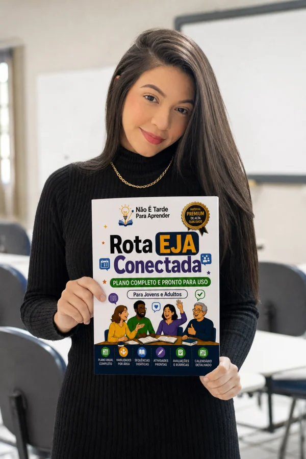 Professora Lays com o material Rota EJA Conectada
